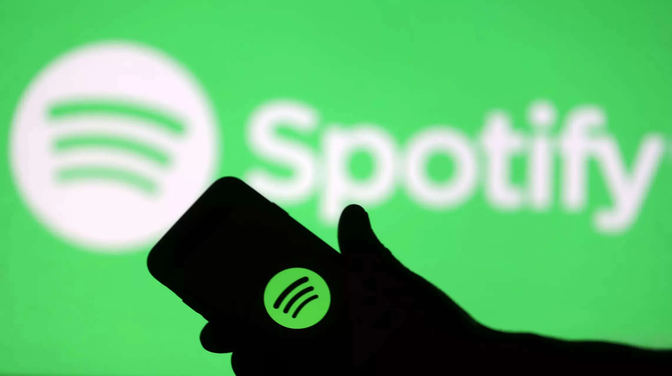 Spotify Now Translates Podcasts into your native language with AI