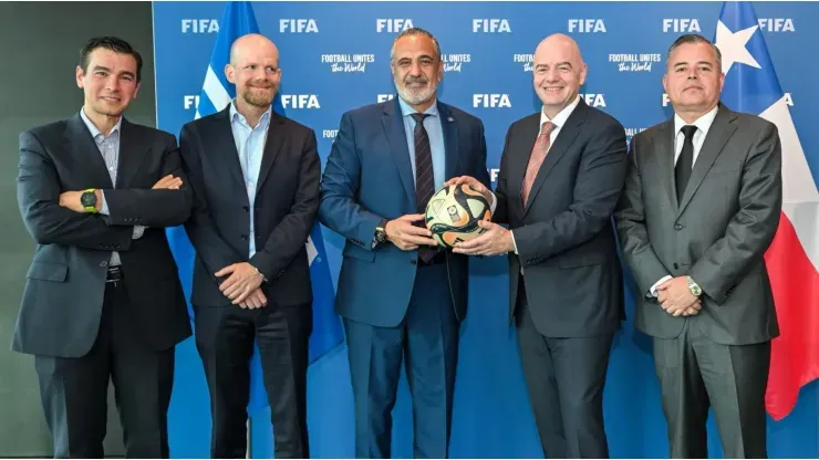 Infantino tells Milad: Conmebol is the one who deletes Chile from the 2030 World Cup